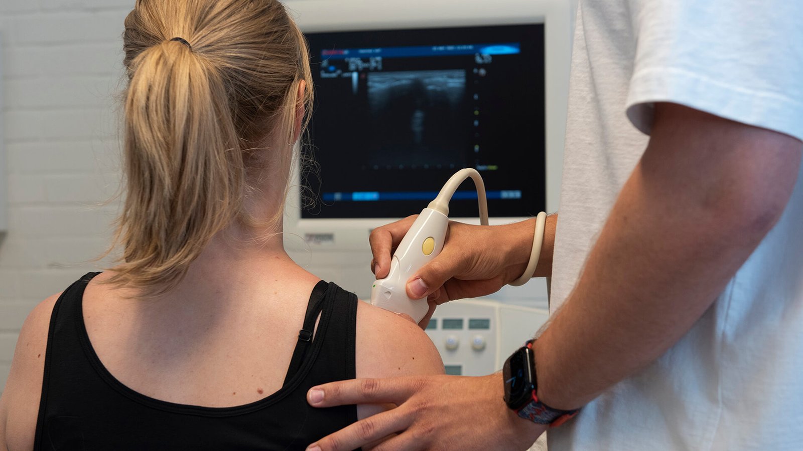 Echografisch onderzoek van een schouder